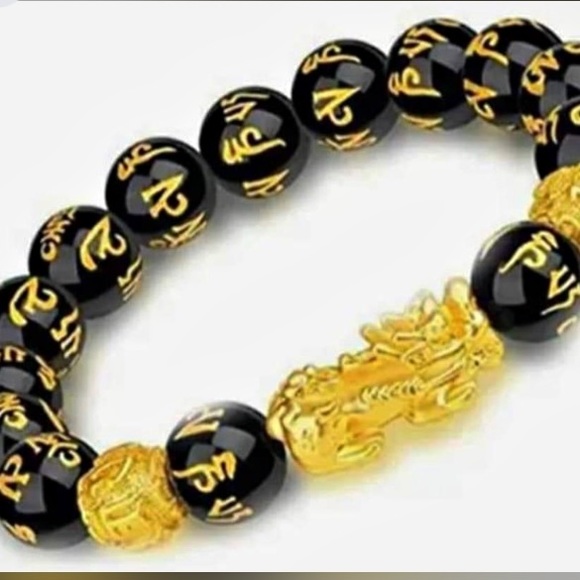 Black Onyx Wealth Charm Bracelet - Picture 4 of 4